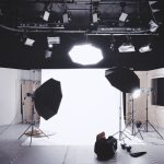 Del guion a la pantalla: el proceso creativo en una productora audiovisual