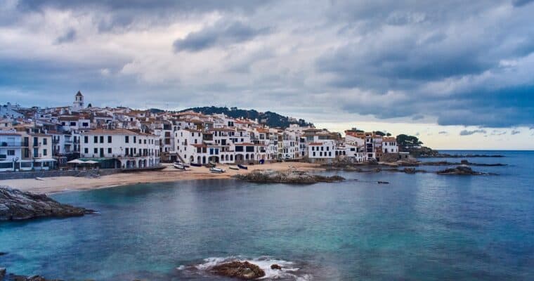 Cómo ir de Barcelona a la Costa Brava