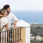 pareja en alquiler vacacional en madrid